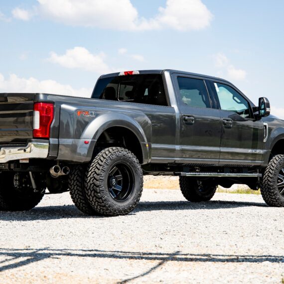 4.5 Inch Lift Kit | Dually | M1 | Ford Super Duty 4WD – 45 Tires and Wheels